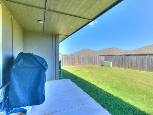 3915 Abingdon Drive, Norman, OK 73026