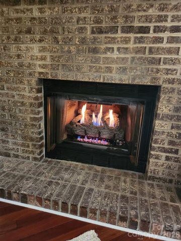 36 Ravencroft Lane, Asheville, NC 28803