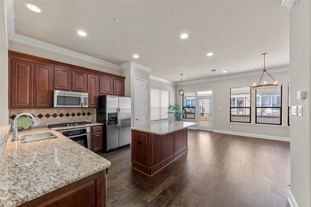 5709 Lois Lane, Plano, TX 75024