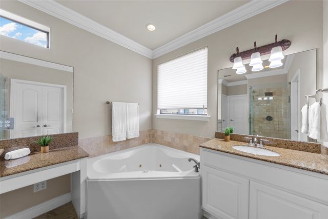 5709 Lois Lane, Plano, TX 75024