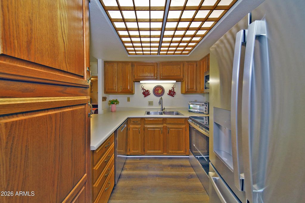 10330 W THUNDERBIRD Boulevard B110, Sun City, AZ 85351 — photo 3