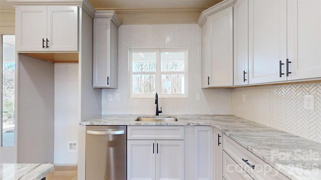 5124 Pond Bluff Drive, Monroe, NC 28112