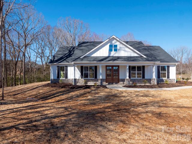 5124 Pond Bluff Drive, Monroe, NC 28112