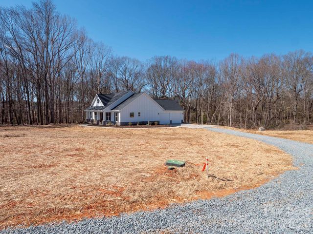 5124 Pond Bluff Drive, Monroe, NC 28112