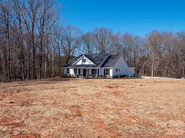 5124 Pond Bluff Drive, Monroe, NC 28112