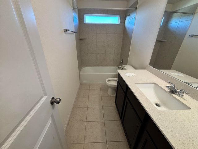 217 Bent Creek DR, Hutto, TX 78634