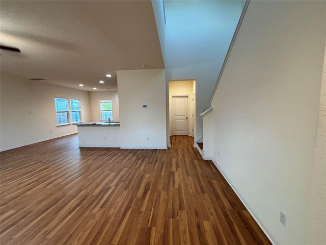 217 Bent Creek DR, Hutto, TX 78634