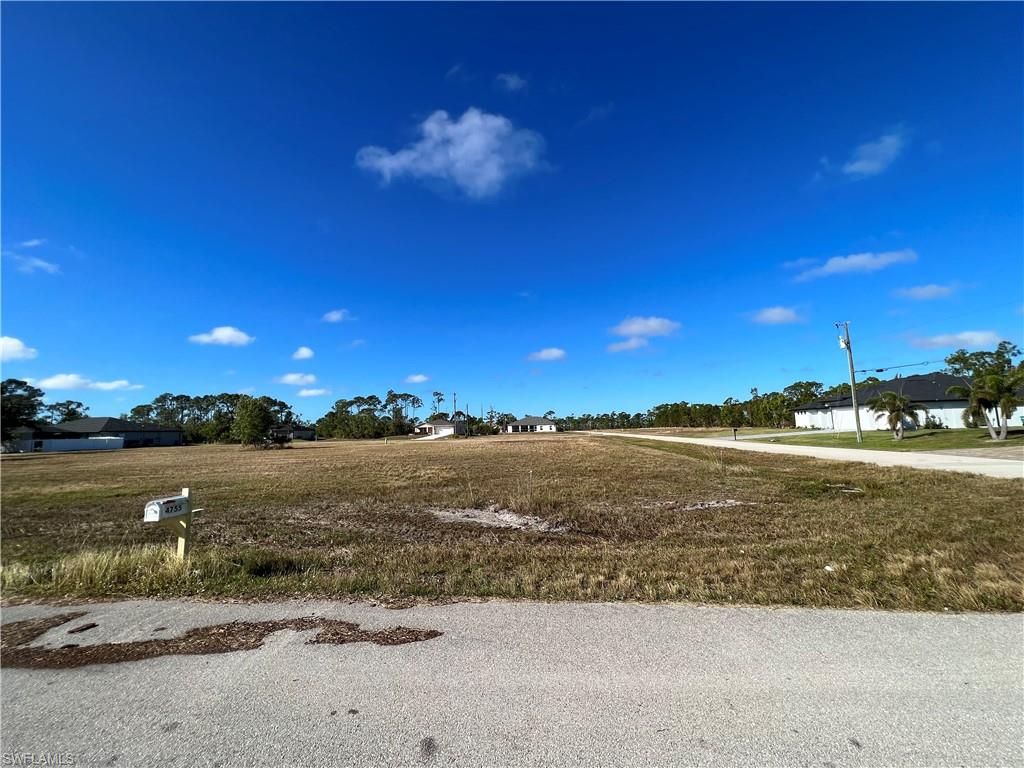 4752 NW 39th AVE, CAPE CORAL, FL 33993 — exterior
