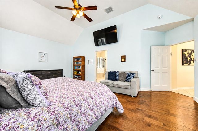 11 Ryanwyck Place, The Woodlands, TX 77384