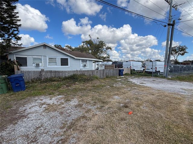 4213 W CAYUGA STREET, Tampa, FL 33614