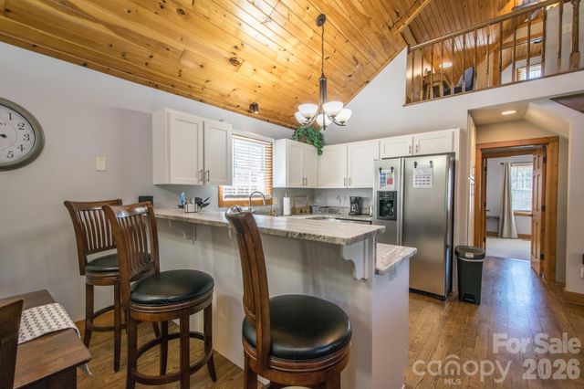 43 Evan Tyler Lane, Horse Shoe, NC 28742