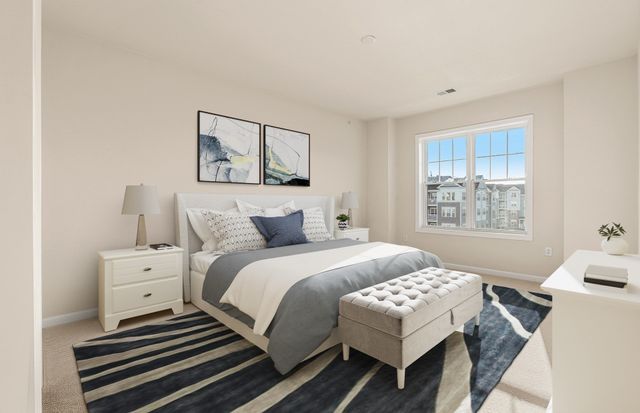 5305 Peters Farm Way 7305, Westborough, MA 01581
