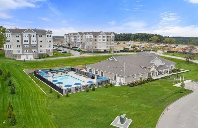 5305 Peters Farm Way 7305, Westborough, MA 01581