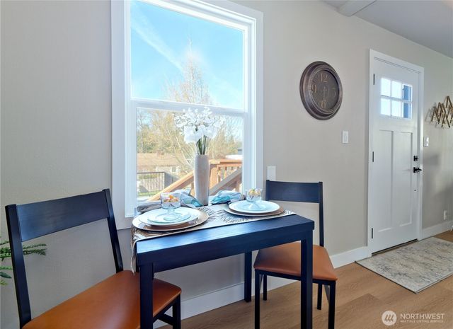 4832 25th Avenue SW, Seattle, WA 98106