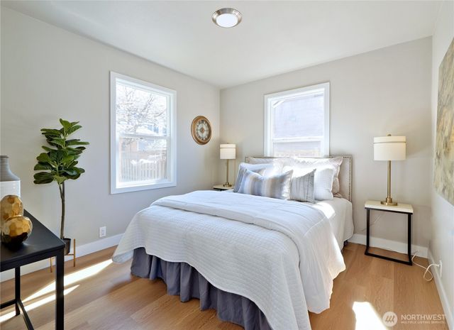 4832 25th Avenue SW, Seattle, WA 98106