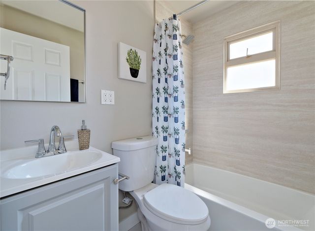 4832 25th Avenue SW, Seattle, WA 98106