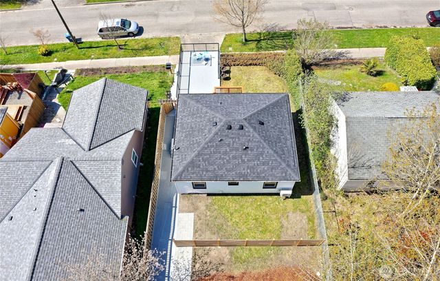 4832 25th Avenue SW, Seattle, WA 98106