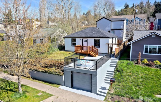 4832 25th Avenue SW, Seattle, WA 98106