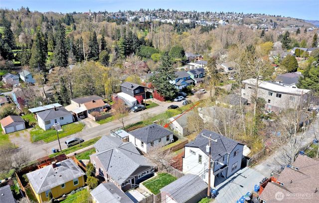 4832 25th Avenue SW, Seattle, WA 98106