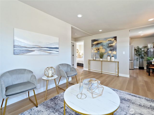 4832 25th Avenue SW, Seattle, WA 98106