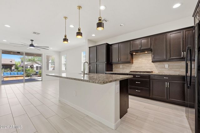 20784 W MINNEZONA Avenue, Buckeye, AZ 85396