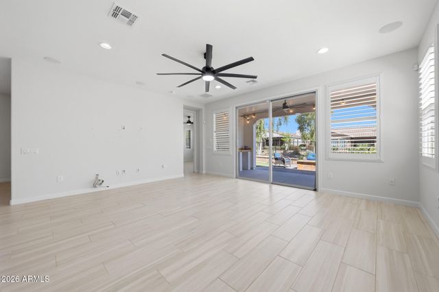 20784 W MINNEZONA Avenue, Buckeye, AZ 85396