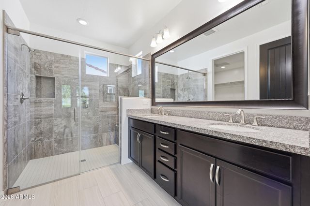 20784 W MINNEZONA Avenue, Buckeye, AZ 85396