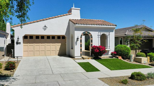 20784 W MINNEZONA Avenue, Buckeye, AZ 85396