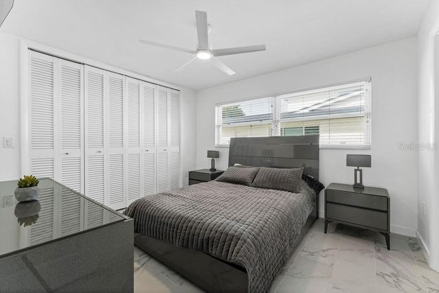 340 PALM ISLAND NE, Clearwater Beach, FL 33767