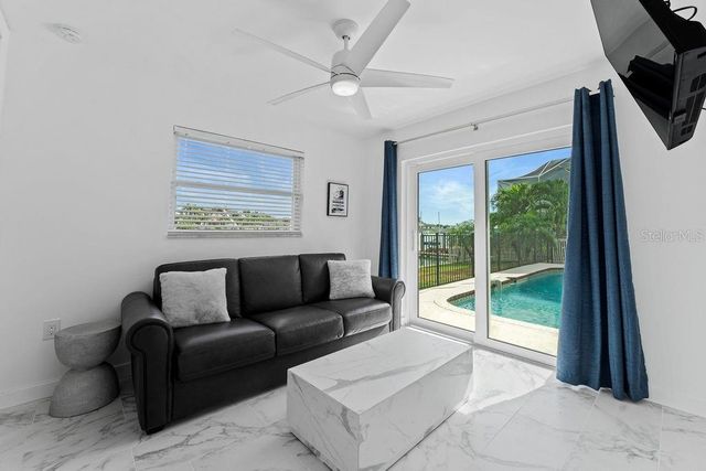 340 PALM ISLAND NE, Clearwater Beach, FL 33767