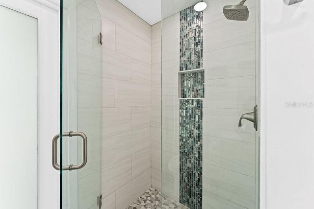 340 PALM ISLAND NE, Clearwater Beach, FL 33767