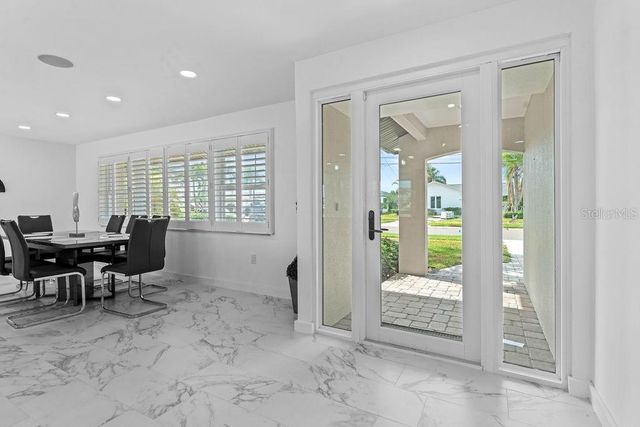340 PALM ISLAND NE, Clearwater Beach, FL 33767