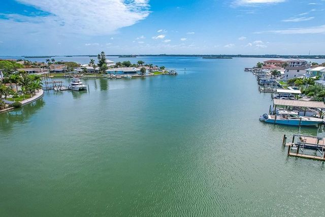 340 PALM ISLAND NE, Clearwater Beach, FL 33767