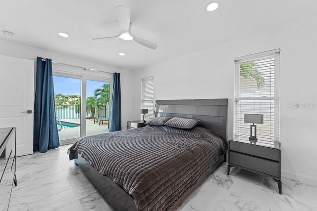 340 PALM ISLAND NE, Clearwater Beach, FL 33767