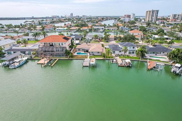 340 PALM ISLAND NE, Clearwater Beach, FL 33767
