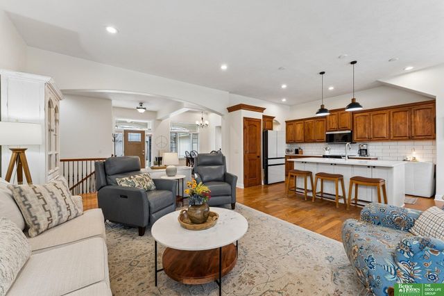 5045 S 175th Street, Omaha, NE 68135