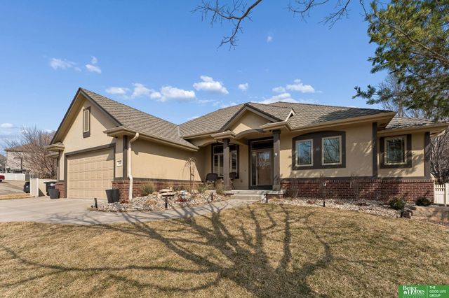 5045 S 175th Street, Omaha, NE 68135