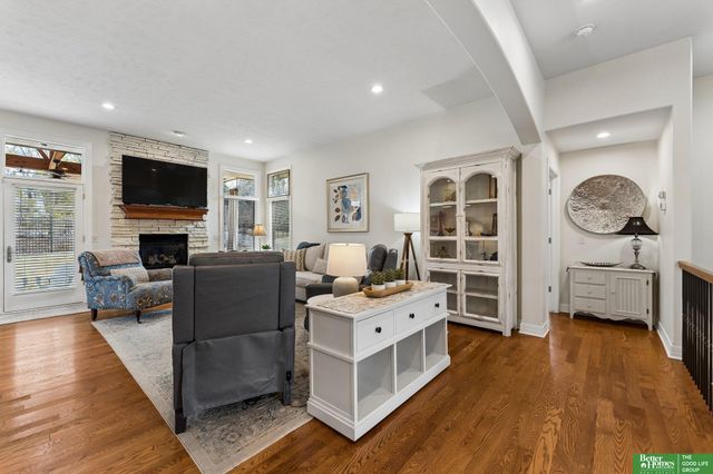 5045 S 175th Street, Omaha, NE 68135