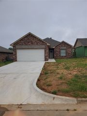 8502 NE 34TH Place, Oklahoma City, OK 73084