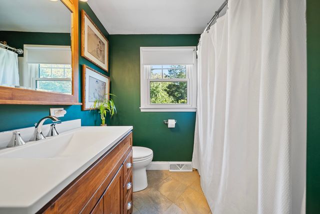 92 Gillis Street, Nashua, NH 03060