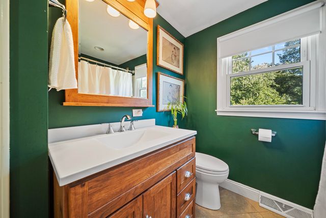 92 Gillis Street, Nashua, NH 03060