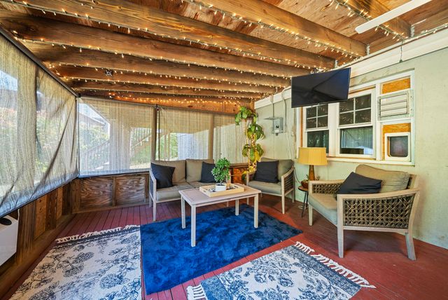 92 Gillis Street, Nashua, NH 03060