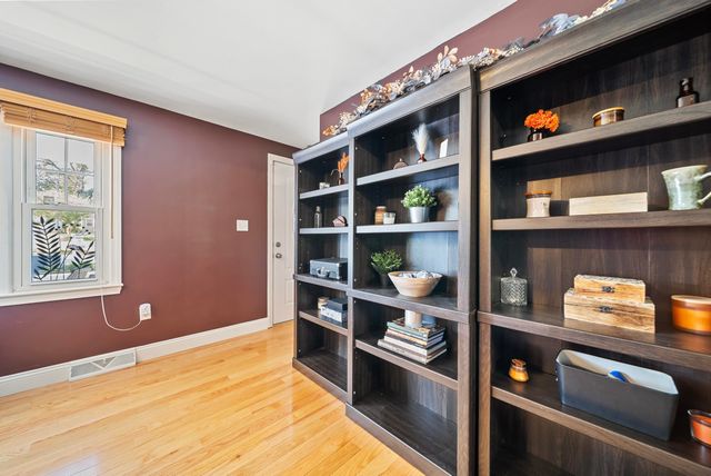 92 Gillis Street, Nashua, NH 03060