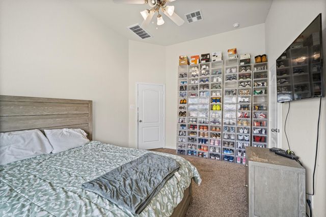 11327 Creekway Bend Drive, Humble, TX 77396