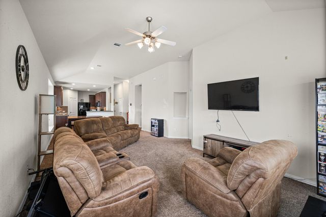 11327 Creekway Bend Drive, Humble, TX 77396