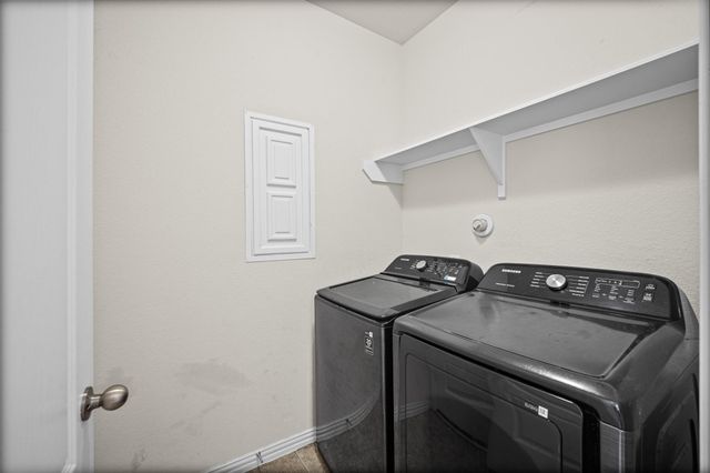 11327 Creekway Bend Drive, Humble, TX 77396