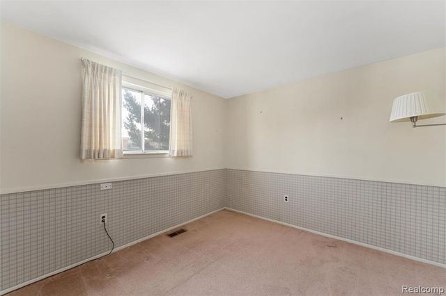 30190 Northgate Drive, Southfield, MI 48076