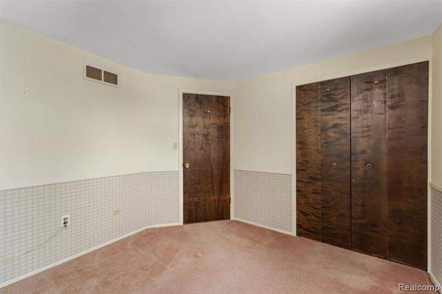 30190 Northgate Drive, Southfield, MI 48076