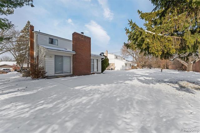 30190 Northgate Drive, Southfield, MI 48076