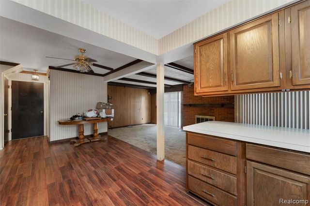 30190 Northgate Drive, Southfield, MI 48076